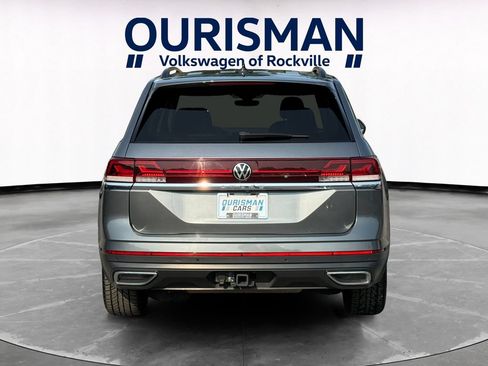 Used 2024 Volkswagen Atlas SE FWD image 5