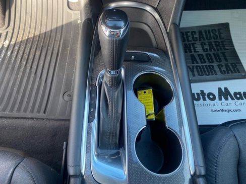 Used 2016 Chevrolet Malibu LT w/ Leather Package image 12