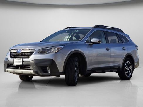 Used 2020 Subaru Outback Limited w/ Popular Package #2 image 4