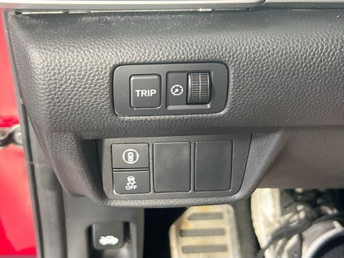 Used 2019 Honda Accord Sport image 10