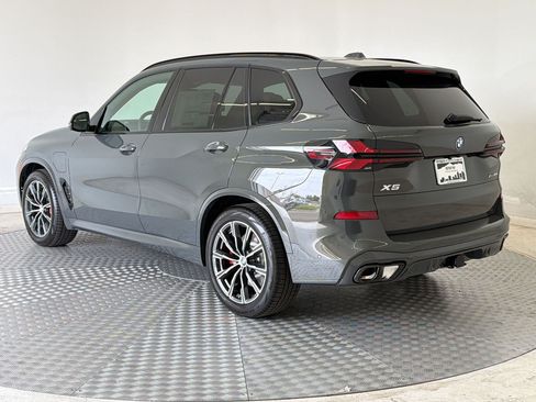 New 2026 BMW X5 xDrive50e w/ M Sport Package AWD/4WD image 3