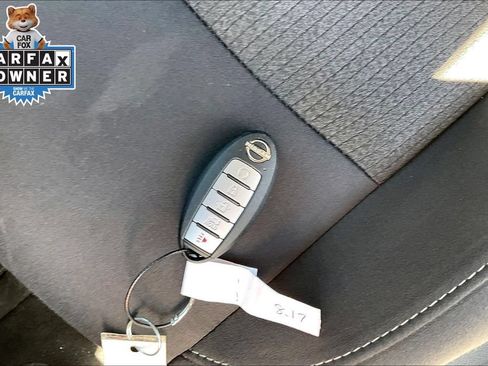 Used 2025 Nissan Altima 2.5 SV FWD image 10