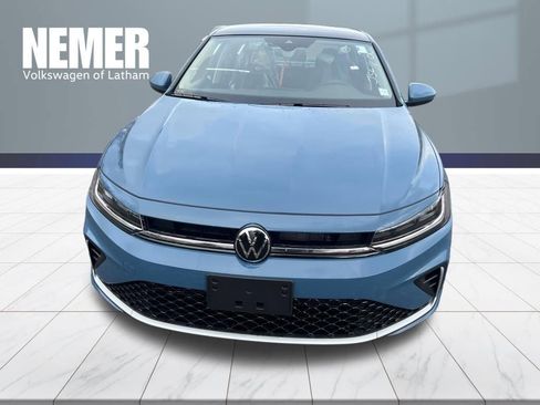 New 2026 Volkswagen Jetta SE image 2