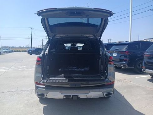Used 2025 BMW X5 xDrive40i w/ Parking Assistance Package AWD/4WD image 10
