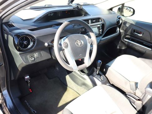 Used 2015 Toyota Prius C Two FWD image 10