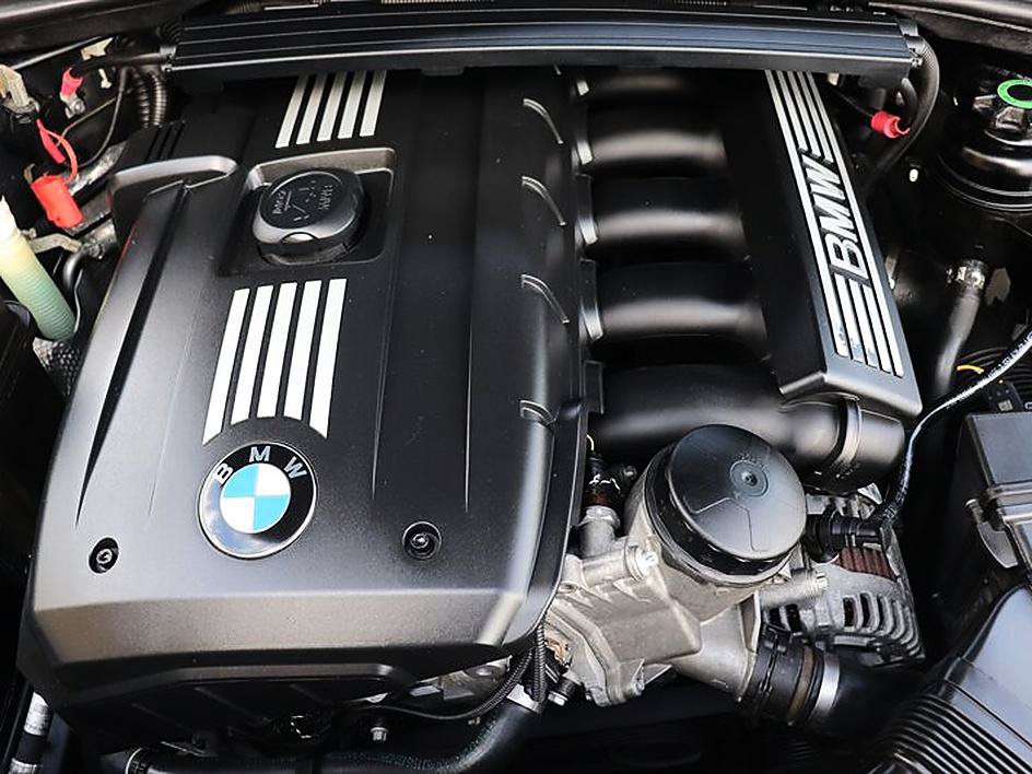 Used 2011 BMW 328i Convertible RWD image 23