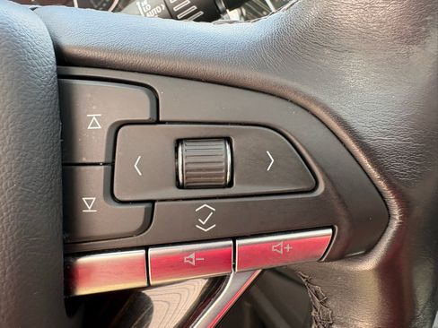 Used 2021 Cadillac XT6 Premium Luxury FWD image 15