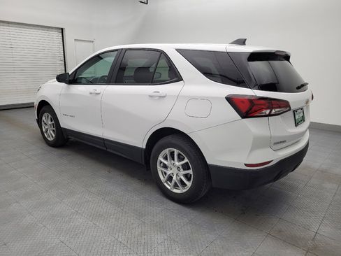 Used 2024 Chevrolet Equinox LS AWD/4WD image 3