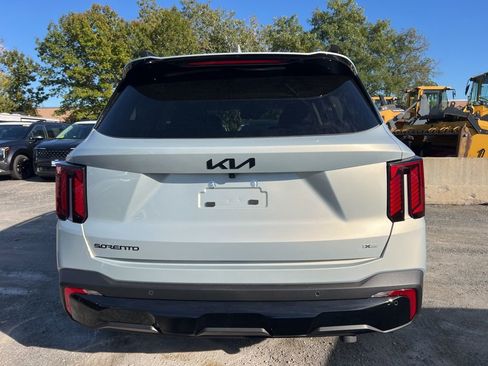 New 2026 Kia Sorento SX AWD/4WD image 3
