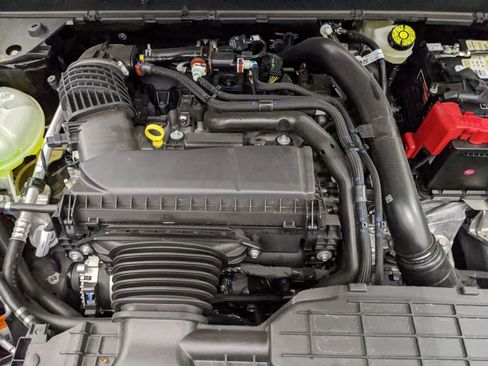 New 2025 Ford Maverick XLT w/ Equipment Group 302A image 27