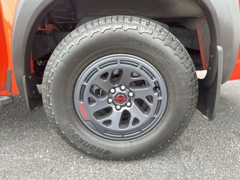 Used 2025 Nissan Frontier Pro-X w/ Pro Premium Package RWD image 26