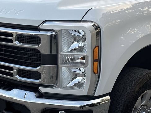 Used 2024 Ford F250 XLT image 6
