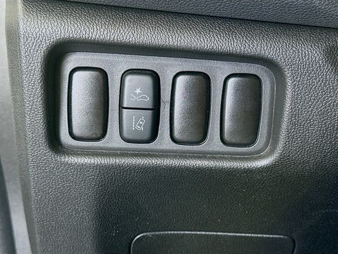 Used 2025 Mitsubishi Outlander Sport AWD image 16