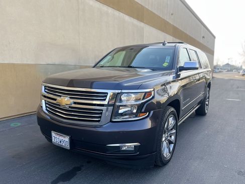 Used 2016 Chevrolet Suburban LTZ image 1