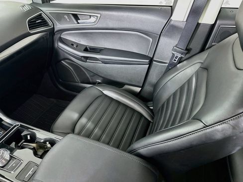 Used 2020 Ford Edge SEL w/ Convenience Package AWD/4WD image 22