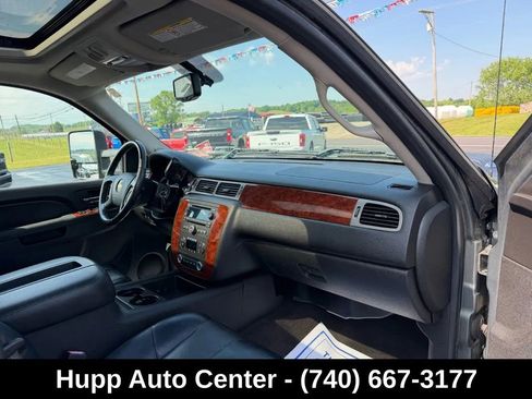 Used 2011 Chevrolet Silverado 2500 LTZ w/ LTZ Plus Package AWD/4WD image 13