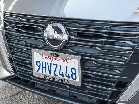 Used 2024 Nissan Altima 2.5 SV FWD image 7