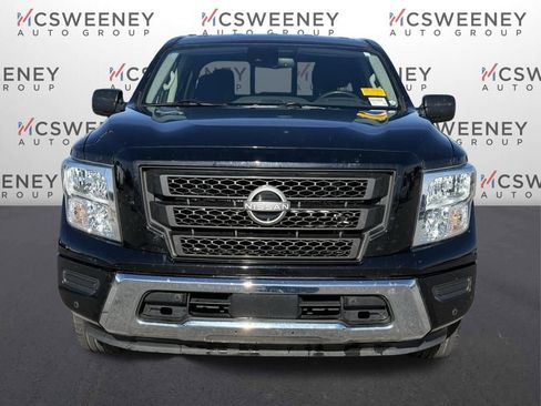 Used 2024 Nissan Titan SV w/ SV Convenience Package image 8