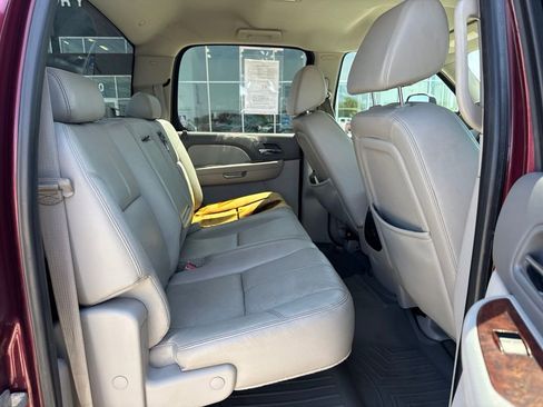 Used 2008 Chevrolet Silverado 2500 LTZ w/ Safety Package AWD/4WD image 22