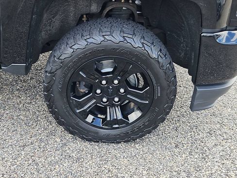 Certified 2018 Chevrolet Silverado 1500 LTZ Z71 w/ LTZ Plus Package AWD/4WD image 10