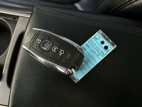 Used 2019 Lincoln MKZ Reserve w/ Reserve Plus Package image 59