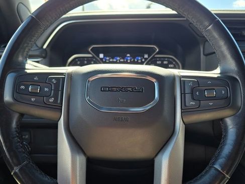 Used 2021 GMC Yukon Denali image 26