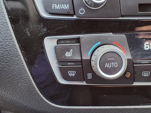 Used 2020 BMW 230i Coupe w/ Premium Package image 7