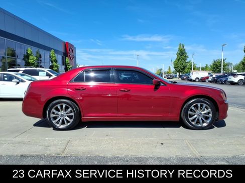 Used 2014 Chrysler 300 S AWD/4WD image 8
