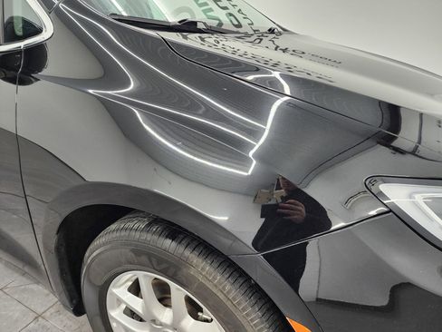 Used 2024 Chrysler Pacifica Touring-L image 22