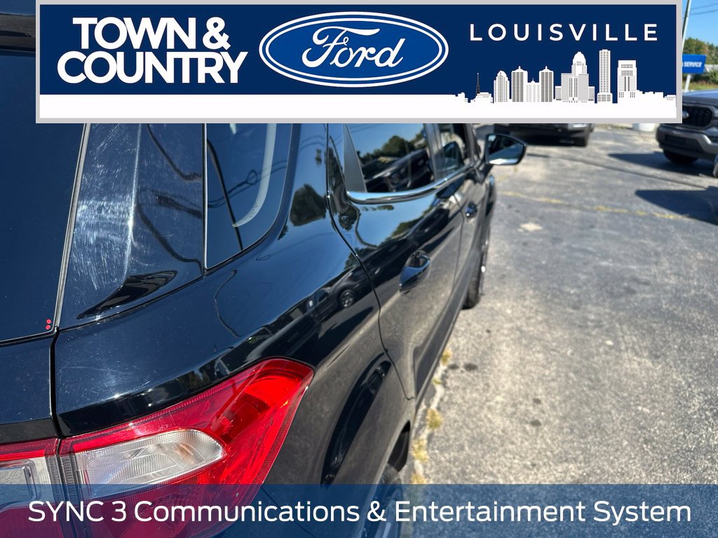 Used 2022 Ford EcoSport Titanium AWD/4WD image 9
