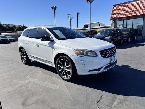 Used 2017 Volvo XC60 T6 Dynamic w/ Climate Package AWD/4WD image 8