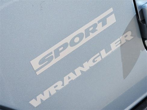 Used 2012 Jeep Wrangler Sport w/ Connectivity Group image 12