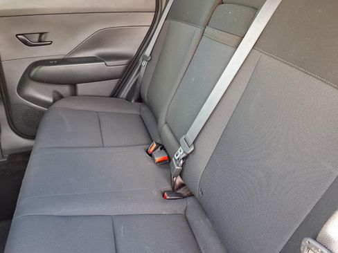 Used 2025 Hyundai Kona SEL AWD/4WD image 6