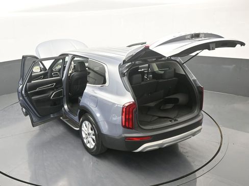 Used 2022 Kia Telluride LX image 59