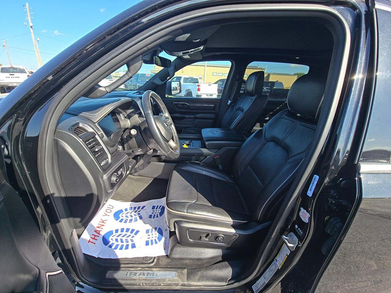Used 2023 RAM 1500 Limited w/ Body Color Bumper Group AWD/4WD image 5