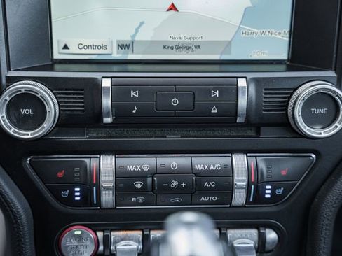Used 2018 Ford Mustang GT Premium RWD image 33