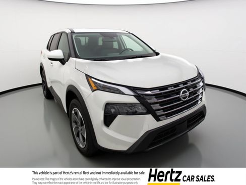 Used 2025 Nissan Rogue SV image 1