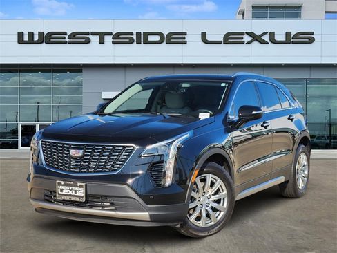 Used 2021 Cadillac XT4 Premium Luxury image 1