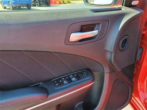 Used 2023 Dodge Charger SXT image 10