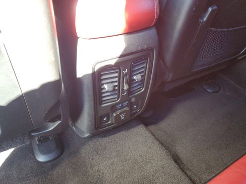 Used 2022 Dodge Durango R/T image 17