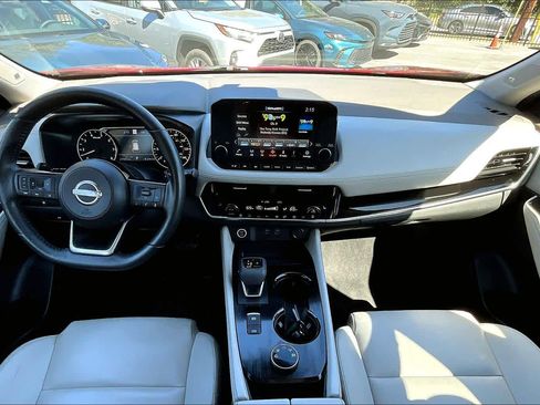 Used 2022 Nissan Rogue SL w/ SL Premium Package image 15