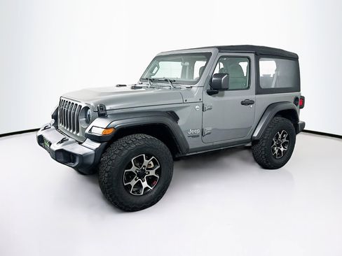 Used 2020 Jeep Wrangler Sport image 3