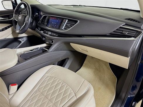 Used 2022 Buick Enclave Avenir w/ Avenir Technology Package image 30