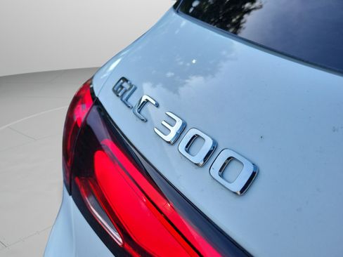 Used 2026 Mercedes-Benz GLC 300 image 27