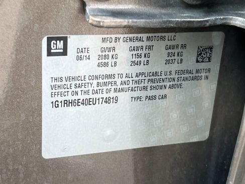 Used 2014 Chevrolet Volt Premium w/ Premium Trim Package FWD image 34