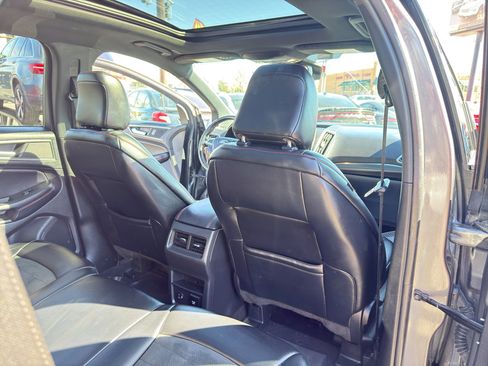 Used 2022 Ford Edge ST-Line w/ Class II Trailer Tow Package image 15