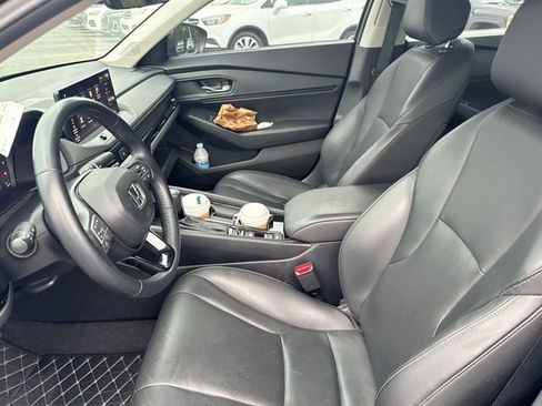 Used 2023 Honda Accord EX-L image 19