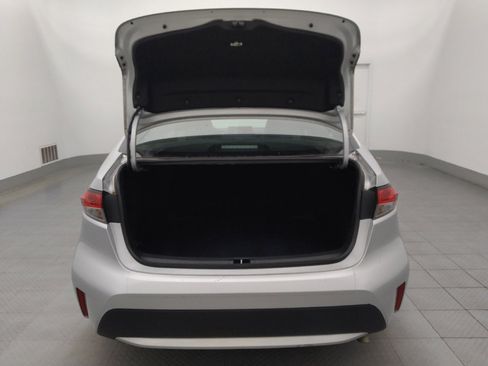 Used 2022 Toyota Corolla LE image 29