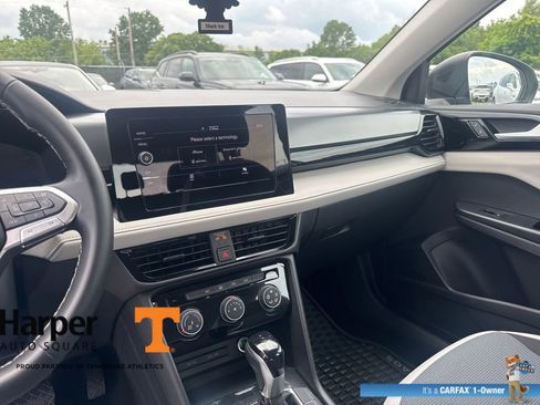 Used 2025 Volkswagen Taos S FWD image 16