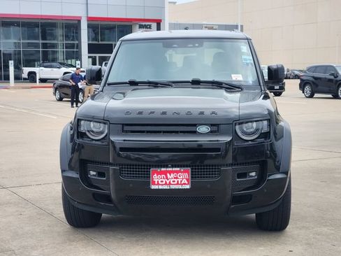 Used 2023 Land Rover Defender 130 X AWD/4WD image 2
